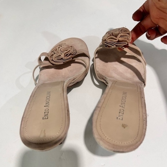 Enzo Angiolini Cream Slide Sandals with Rose Detail - Picture 7 of 15